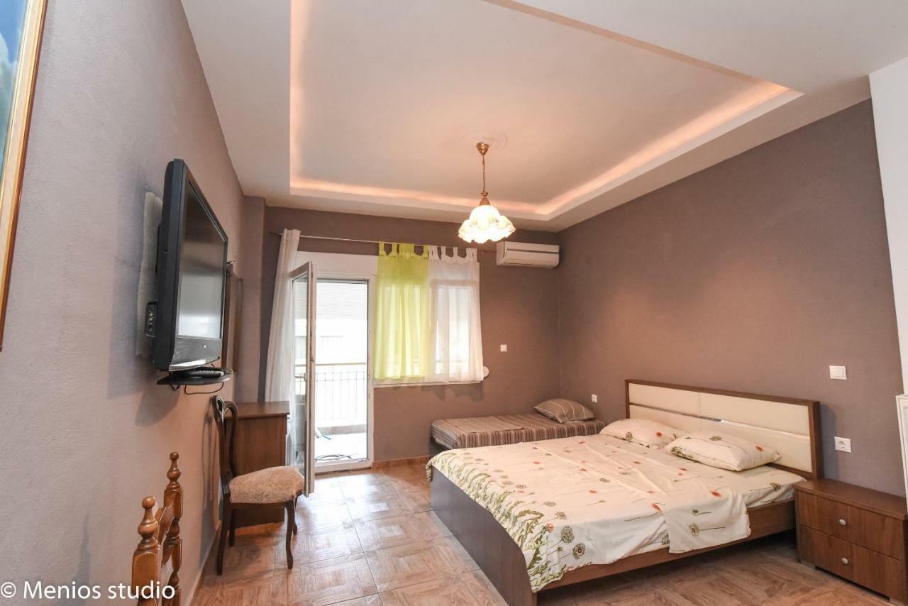 Menios Apartments And Studios Nea Kallikrateia المظهر الخارجي الصورة