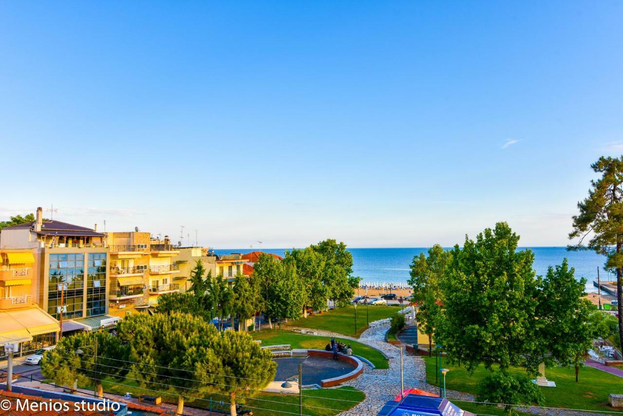 Menios Apartments And Studios Nea Kallikrateia المظهر الخارجي الصورة