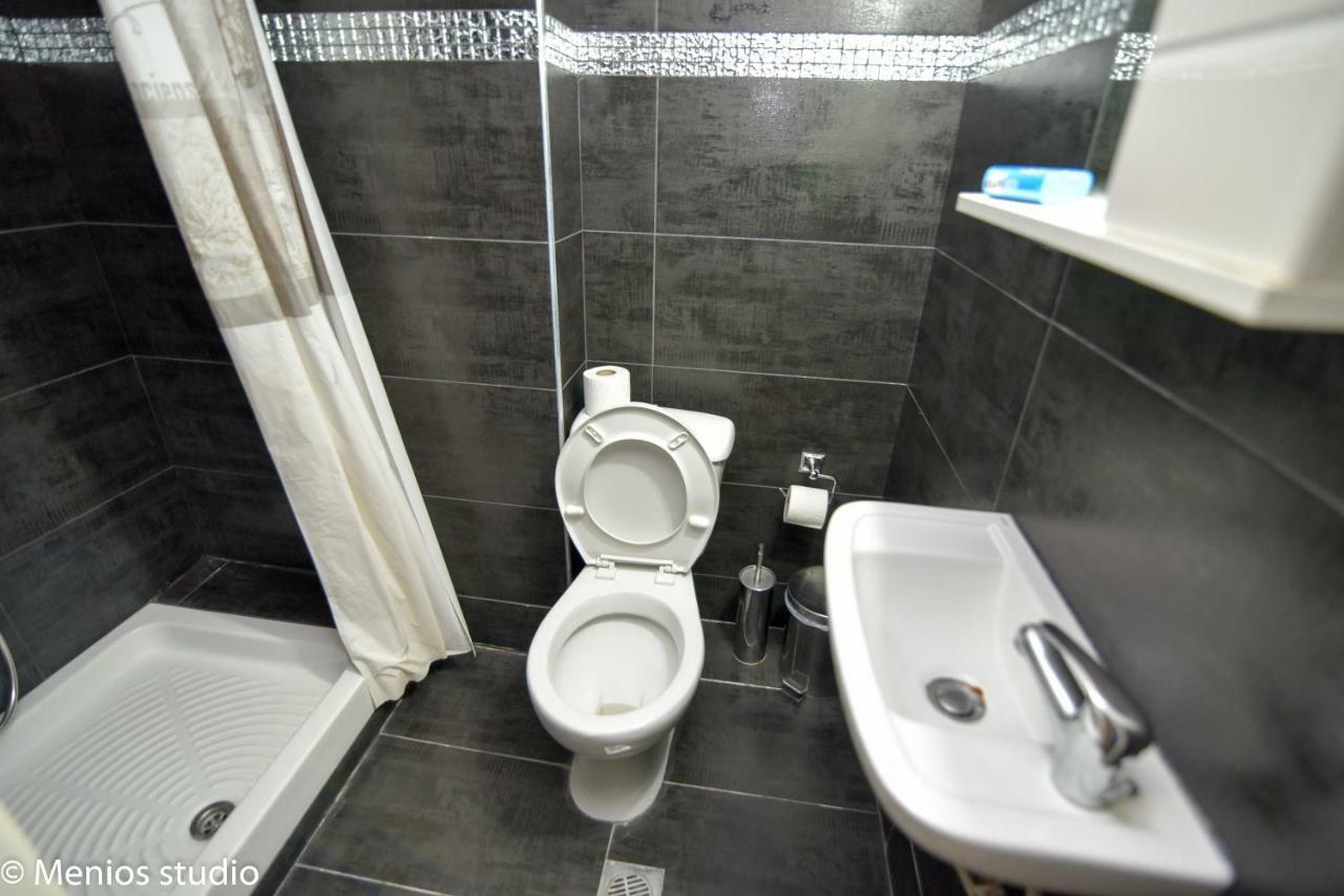 Menios Apartments And Studios Nea Kallikrateia المظهر الخارجي الصورة